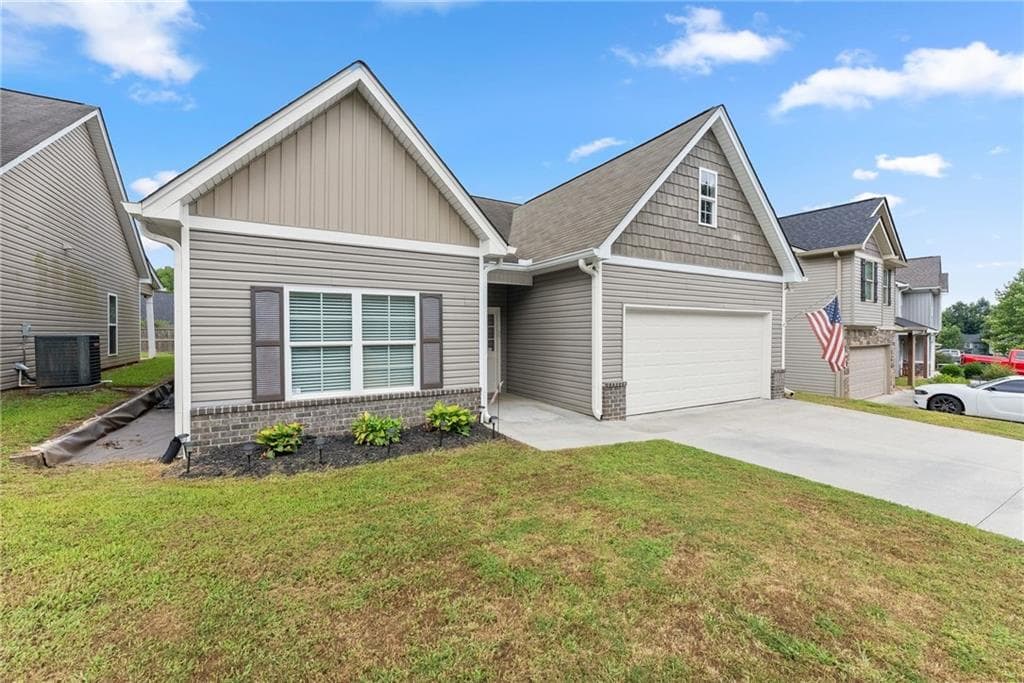 3 bedroom, 2 bathroom, 2,166 sq ft single family residence for sale at 177 Highland Pointe Drive, Alto, GA 30510 — photo 10