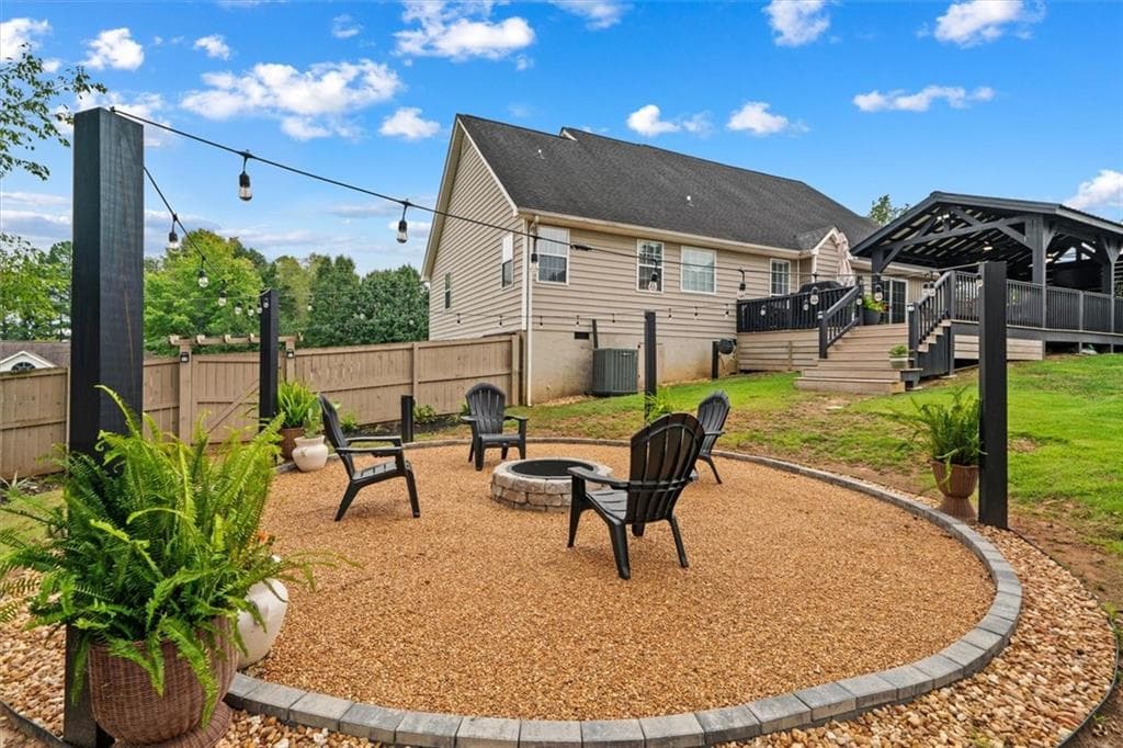 3 bedroom, 2 bathroom, 1,891 sq ft single family residence under contract at 209 Vineyard Drive, Tunnel Hill, GA 30755 — photo 2