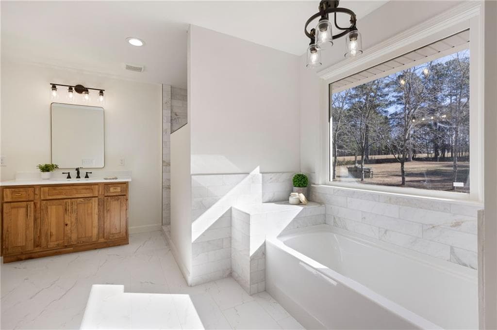 3 bedroom, 2 bathroom, 2,350 sq ft single family residence for sale at 8277 Buchanan Highway, Dallas, GA 30157 — photo 8