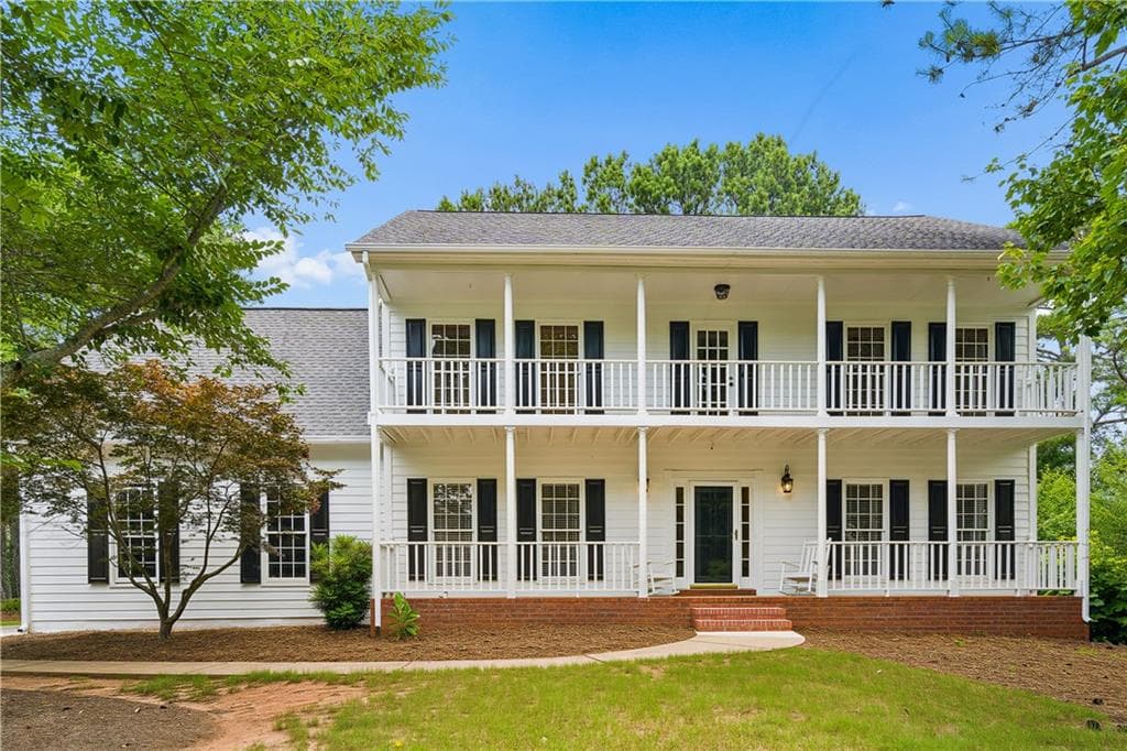 5 bedroom, 4 bathroom, 4,453 sq ft single family residence under contract at 1623 Brentwood Crossing, Conyers, GA 30013