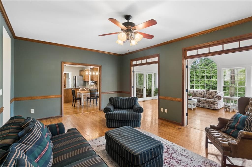 5 bedroom, 4 bathroom, 4,453 sq ft single family residence under contract at 1623 Brentwood Crossing, Conyers, GA 30013 — photo 10