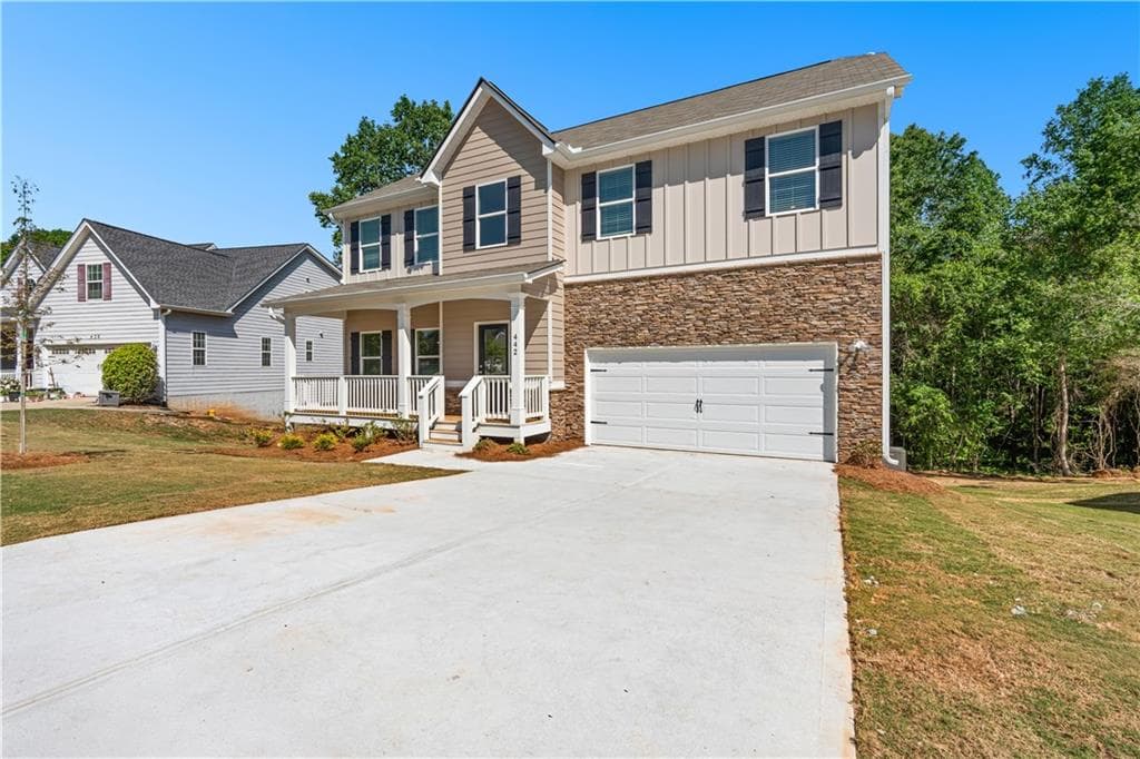 4 bedroom, 3 bathroom, 2,500 sq ft single family residence for sale at 442 The Boulevard, Newnan, GA 30263 — photo 3