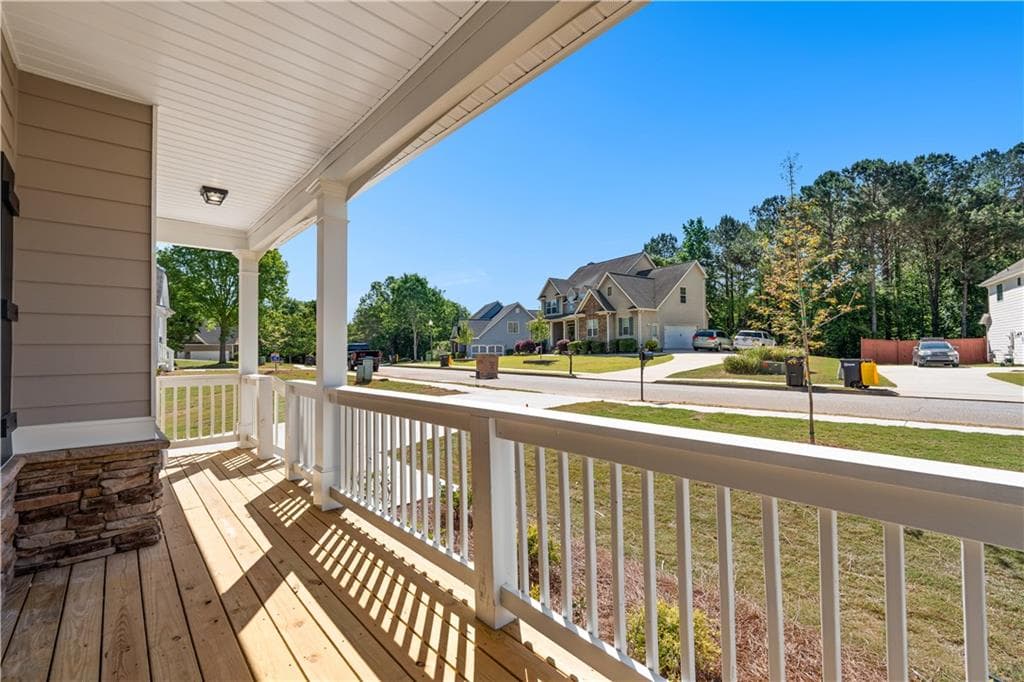 4 bedroom, 3 bathroom, 2,500 sq ft single family residence for sale at 442 The Boulevard, Newnan, GA 30263 — photo 7