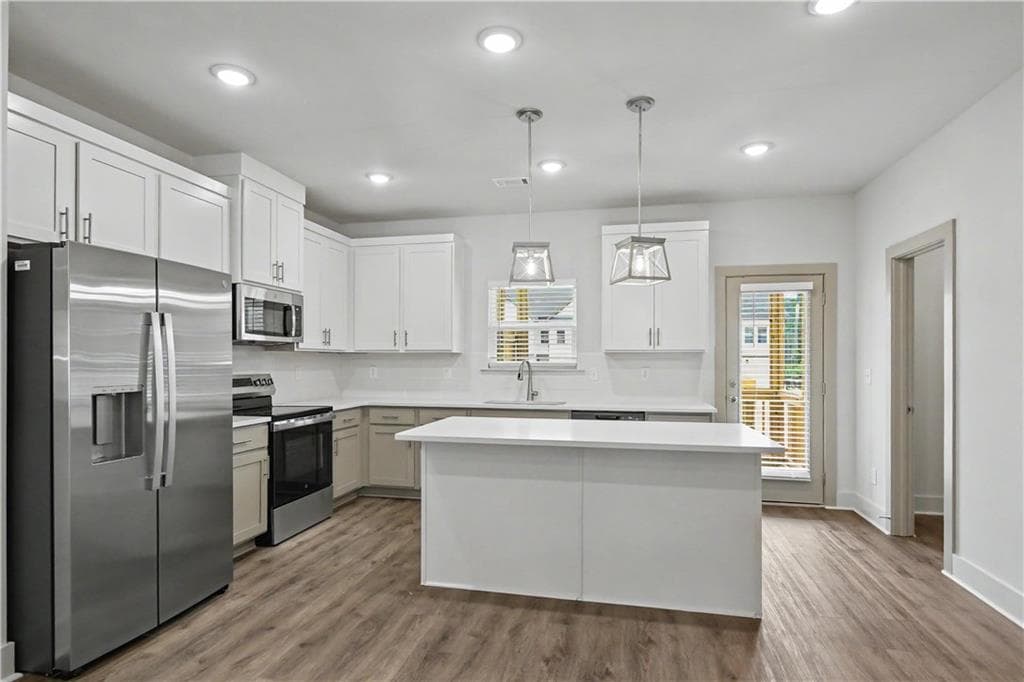 5 bedroom, 4 bathroom, 2,643 sq ft townhouse for sale at 4226 Fern River Trail 18, Norcross, GA 30093 — photo 8