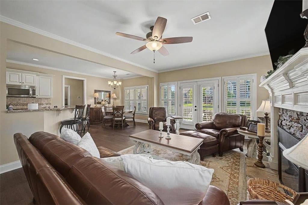5 bedroom, 3 bathroom, 2,676 sq ft single family residence for sale at 38 Grove Park Circle, Cartersville, GA 30120 — photo 4