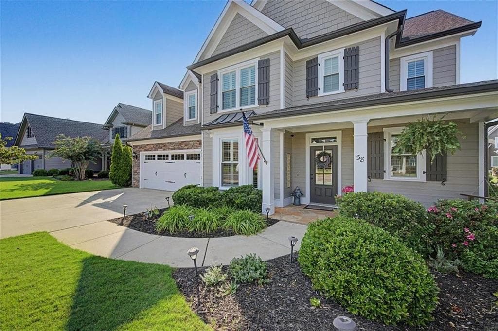 5 bedroom, 3 bathroom, 2,676 sq ft single family residence for sale at 38 Grove Park Circle, Cartersville, GA 30120 — photo 6