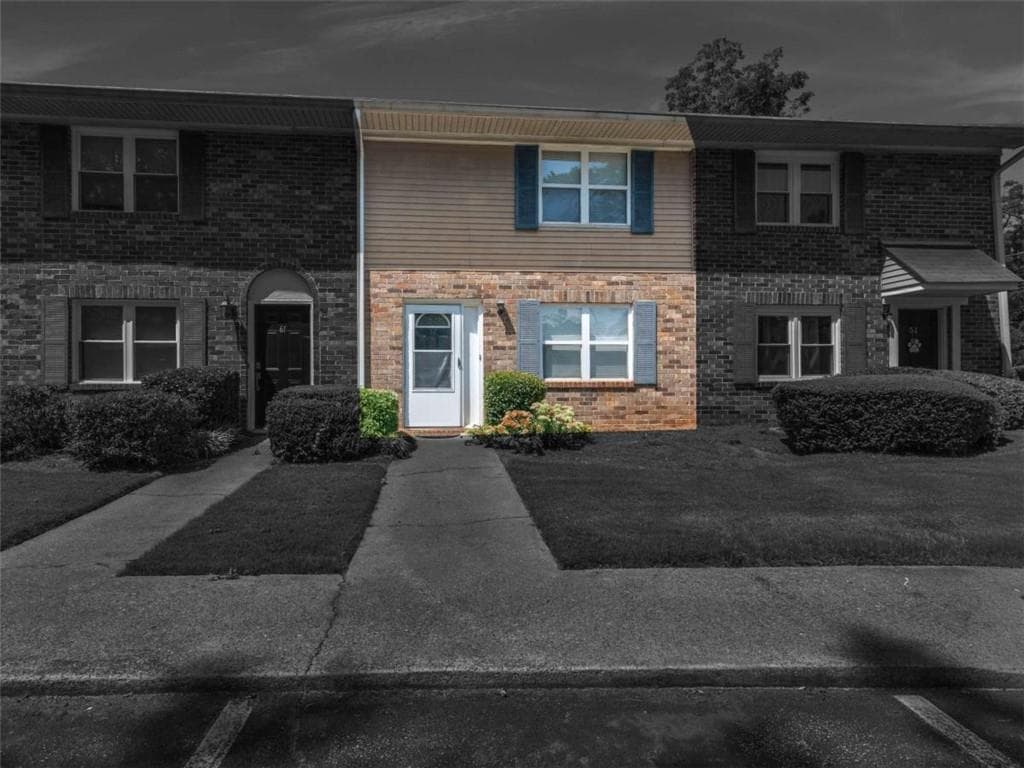 2 bedroom, 2 bathroom, 1,080 sq ft condominium for sale at 57 Northdale Place, Lawrenceville, GA 30046 — photo 2