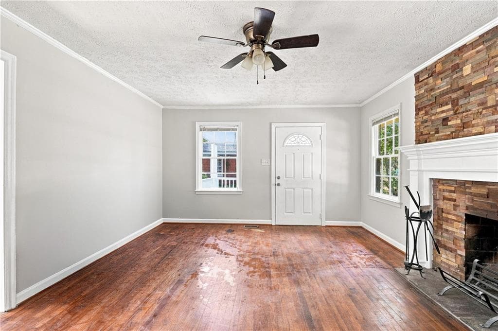 2 bedroom, 1 bathroom, 876 sq ft single family residence for sale at 1576 Wellswood Drive, Atlanta, GA 30315 — photo 3