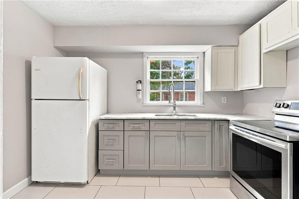 2 bedroom, 1 bathroom, 876 sq ft single family residence for sale at 1576 Wellswood Drive, Atlanta, GA 30315 — photo 8