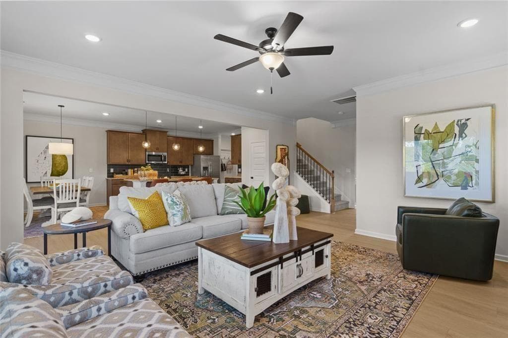 4 bedroom, 3 bathroom, 2,565 sq ft single family residence under contract at 7 Hart Drive, Rome, GA 30165 — photo 7