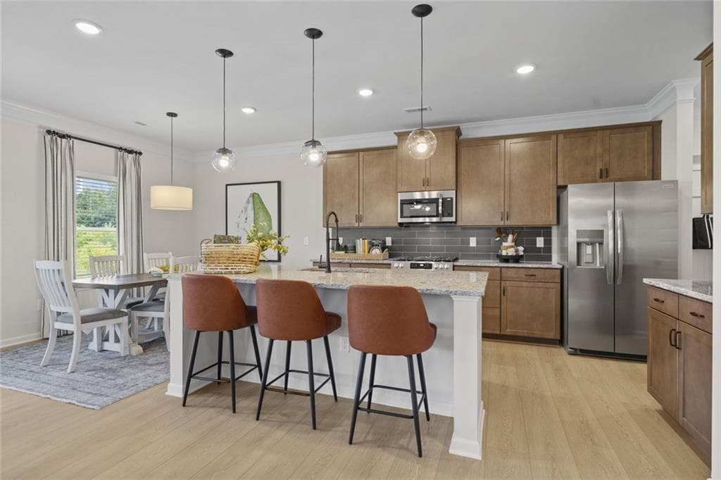 4 bedroom, 3 bathroom, 2,565 sq ft single family residence under contract at 7 Hart Drive, Rome, GA 30165 — photo 8