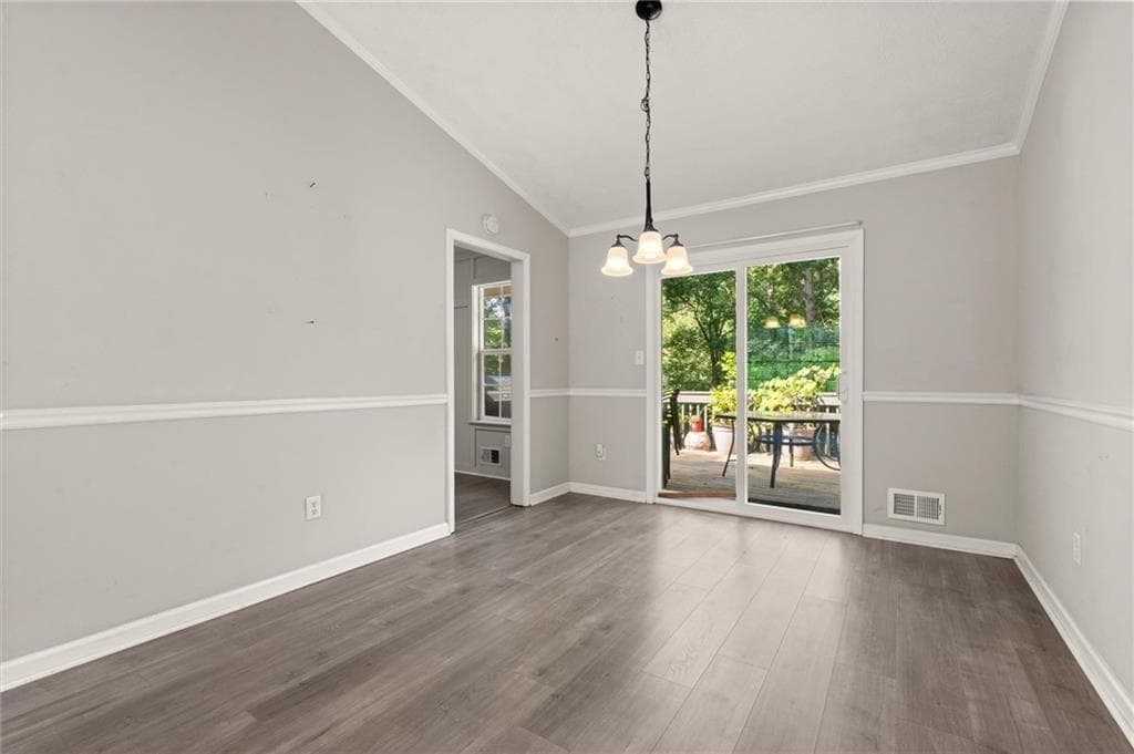 3 bedroom, 2 bathroom, 1,872 sq ft single family residence for sale at 3613 Vinyard Way, Lawrenceville, GA 30044 — photo 4