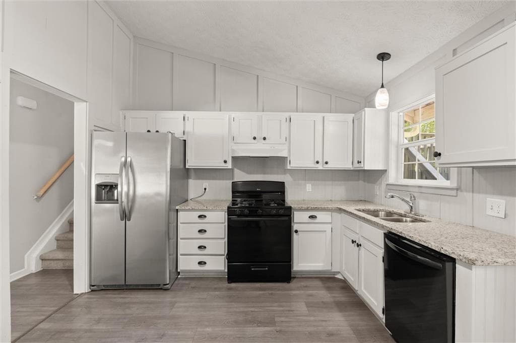 3 bedroom, 2 bathroom, 1,872 sq ft single family residence for sale at 3613 Vinyard Way, Lawrenceville, GA 30044 — photo 9