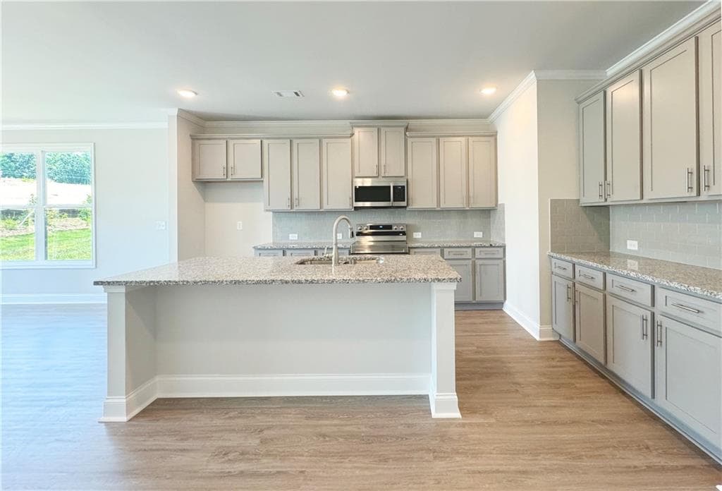3 bedroom, 3 bathroom, 1,979 sq ft townhouse for sale at 4003 Streamlet Way 159, Gainesville, GA 30506 — photo 7
