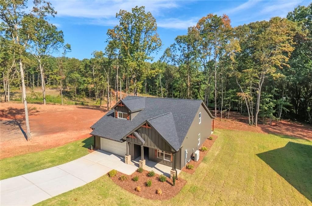 5 bedroom, 3 bathroom, 3,000 sq ft single family residence for sale at 73 Hazel Lane, Bremen, GA 30110 — photo 2