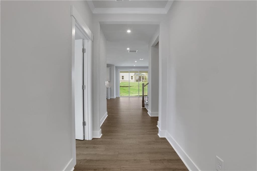 5 bedroom, 5 bathroom, 2,911 sq ft single family residence for sale at 4041 Adler Circle, Buford, GA 30519 — photo 6