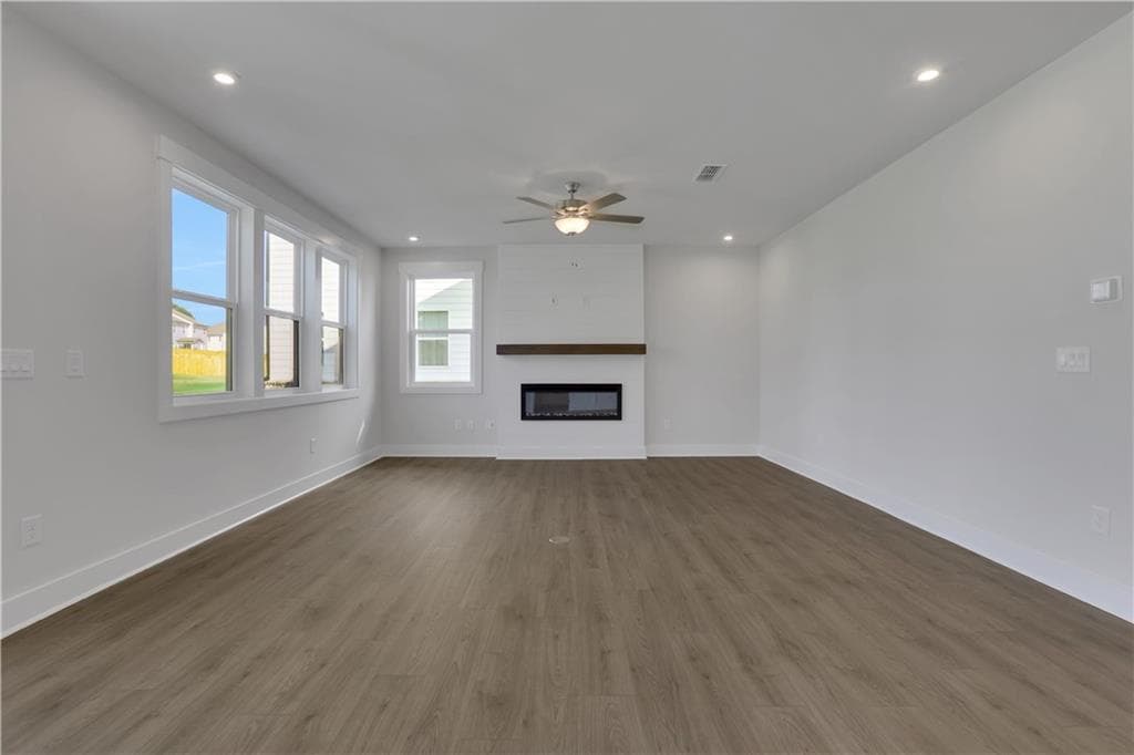 5 bedroom, 5 bathroom, 2,911 sq ft single family residence for sale at 4041 Adler Circle, Buford, GA 30519 — photo 8