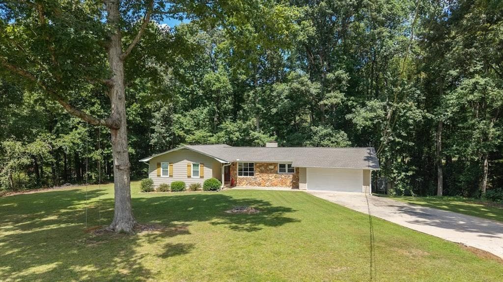 3 bedroom, 3 bathroom, 1,566 sq ft single family residence under contract at 215 Eldorado Drive, Carrollton, GA 30116 — photo 4