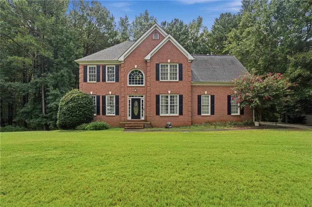 5 bedroom, 4 bathroom, 2,398 sq ft single family residence under contract at 605 Trophy Lane, Conyers, GA 30094