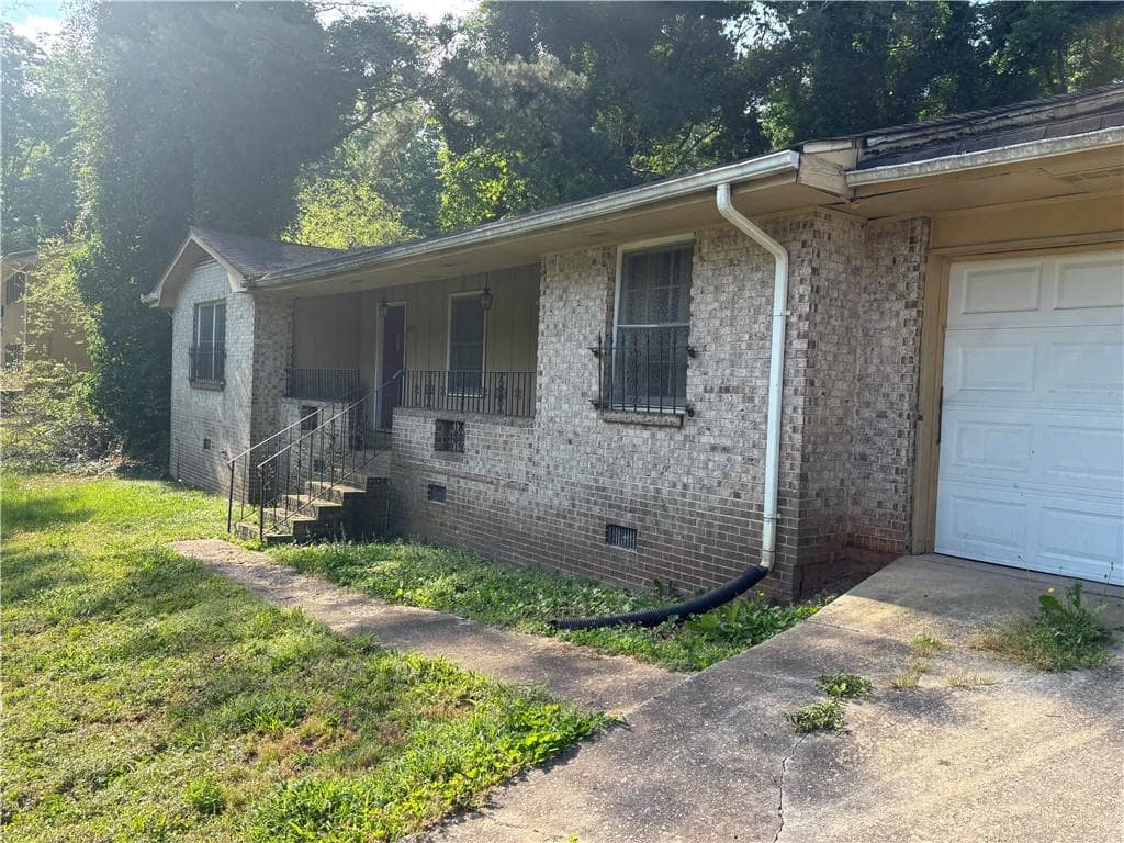 3 bedroom, 2 bathroom, 1,540 sq ft single family residence for sale at 6783 Arabian Terrace, Lithonia, GA 30038 — photo 4