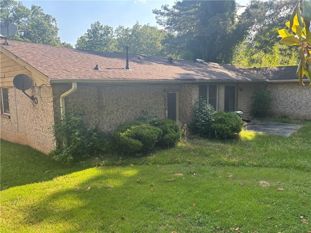 3 bedroom, 2 bathroom, 1,540 sq ft single family residence for sale at 6783 Arabian Terrace, Lithonia, GA 30038 — photo 7
