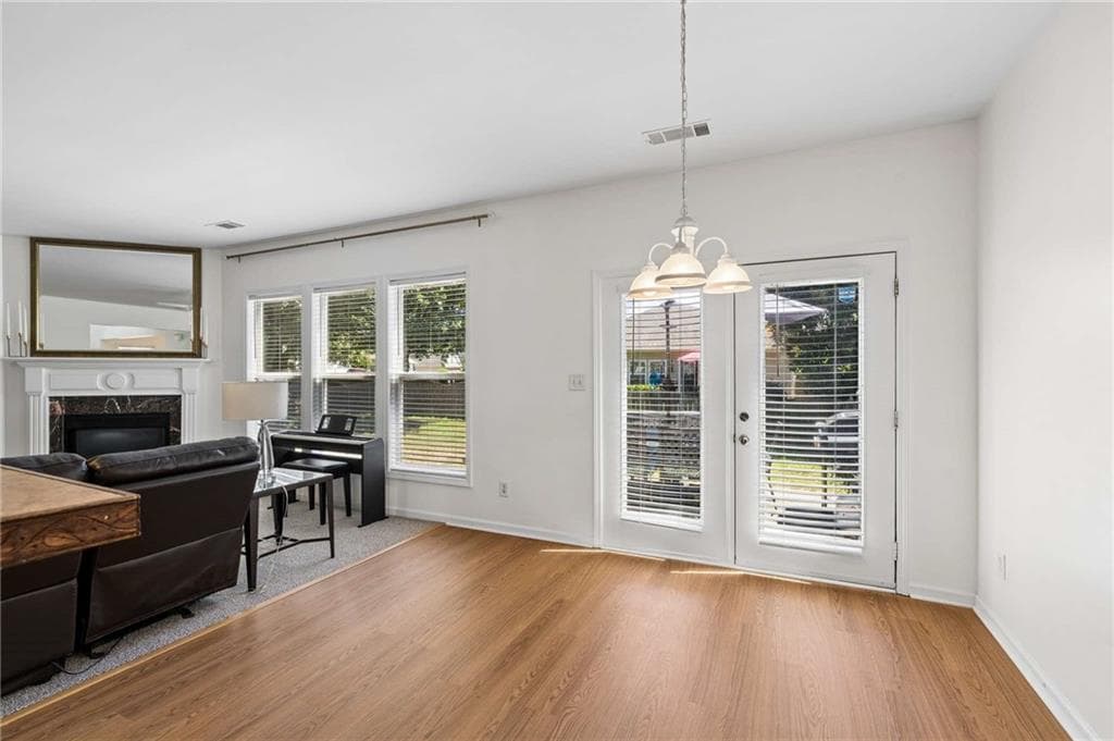5 bedroom, 3 bathroom, 2,604 sq ft single family residence for sale at 2361 Walnut Tree Court, Buford, GA 30519 — photo 10