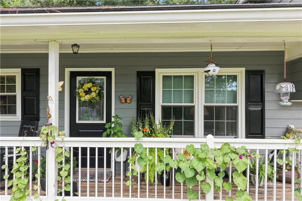 4 bedroom, 3 bathroom, 1,742 sq ft single family residence for sale at 2488 Forestdale Drive, Dacula, GA 30019 — photo 3