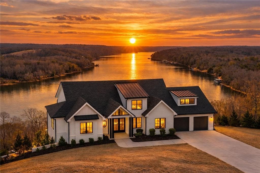 4 bedroom, 5 bathroom, 4,187 sq ft single family residence for sale at 4238 Bayridge Drive, Gainesville, GA 30506