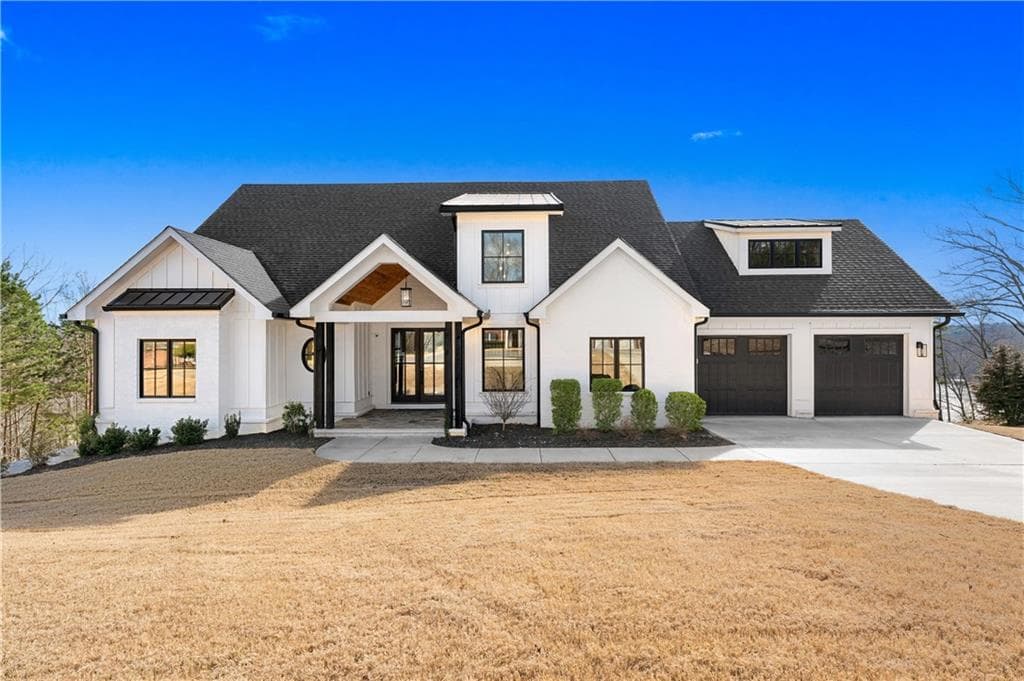 4 bedroom, 5 bathroom, 4,187 sq ft single family residence for sale at 4238 Bayridge Drive, Gainesville, GA 30506 — photo 2