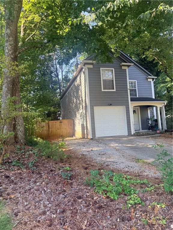 3 bedroom, 3 bathroom, 1,776 sq ft single family residence under contract at 1263 Old Countryside Circle, Stone Mountain, GA 30083 — photo 2