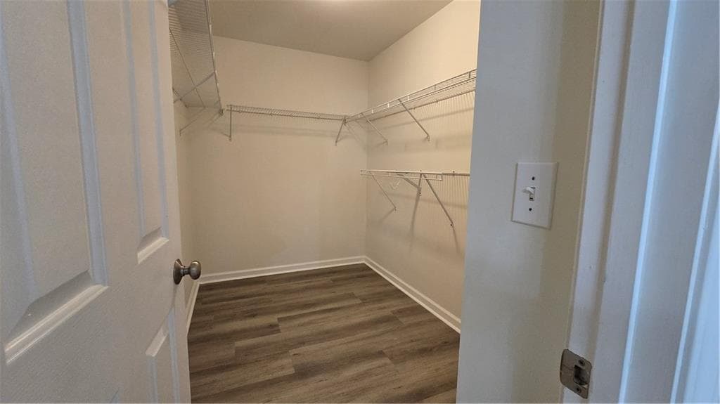 4 bedroom, 3 bathroom, 2,124 sq ft single family residence for rent at 265 Friars Head Drive, Suwanee, GA 30024 for $2,600 a month — photo 4