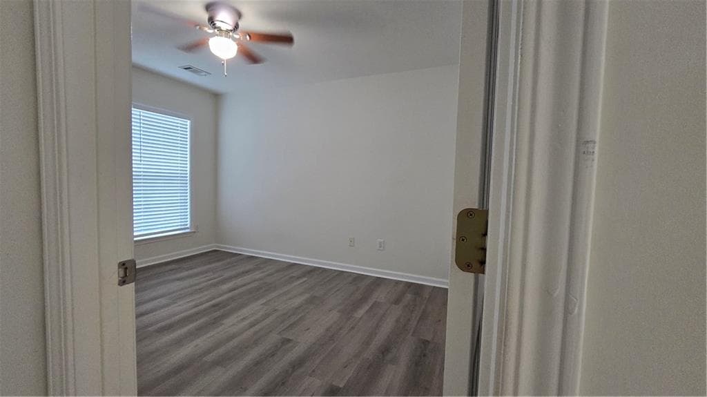 4 bedroom, 3 bathroom, 2,124 sq ft single family residence for rent at 265 Friars Head Drive, Suwanee, GA 30024 for $2,600 a month — photo 9