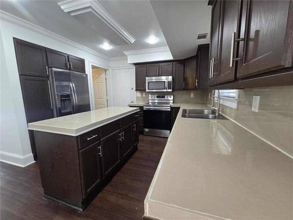 4 bedroom, 4 bathroom, 1,896 sq ft single family residence for sale at 4931 Sugar Creek Drive, Sugar Hill, GA 30518 — photo 6