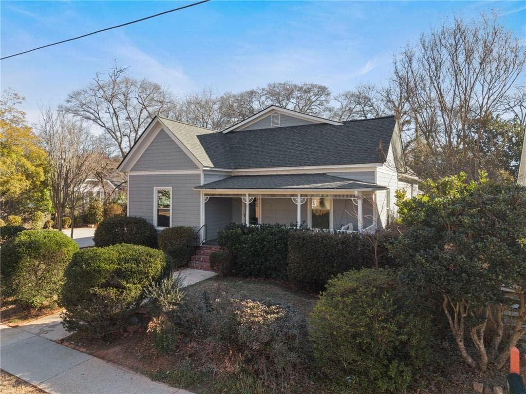 5 bedroom, 4 bathroom, 3,409 sq ft single family residence for sale at 114 Cleveland Street, Mcdonough, GA 30253