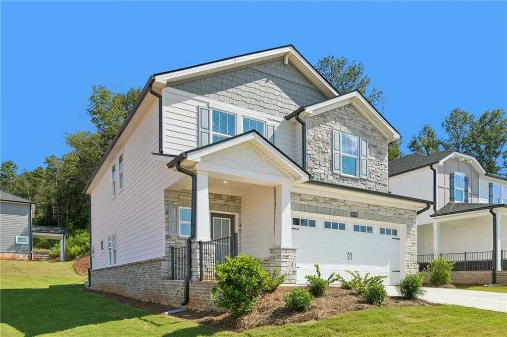 5 bedroom, 3 bathroom, 2,352 sq ft single family residence for sale at 4940 Macomber Lane, Cumming, GA 30041 — photo 4