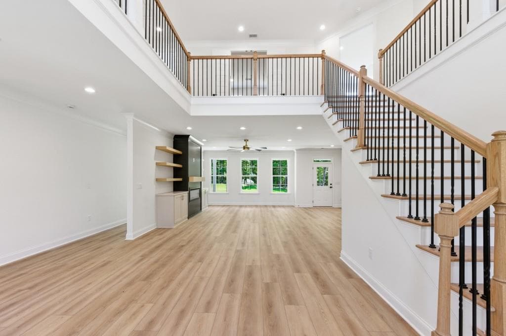 4 bedroom, 5 bathroom, 4,048 sq ft single family residence for sale at 1016 Queens Bridge Way, Griffin, GA 30223 — photo 2