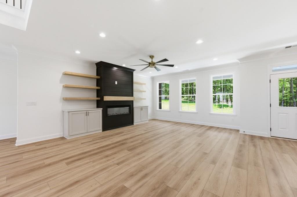 4 bedroom, 5 bathroom, 4,048 sq ft single family residence for sale at 1016 Queens Bridge Way, Griffin, GA 30223 — photo 10