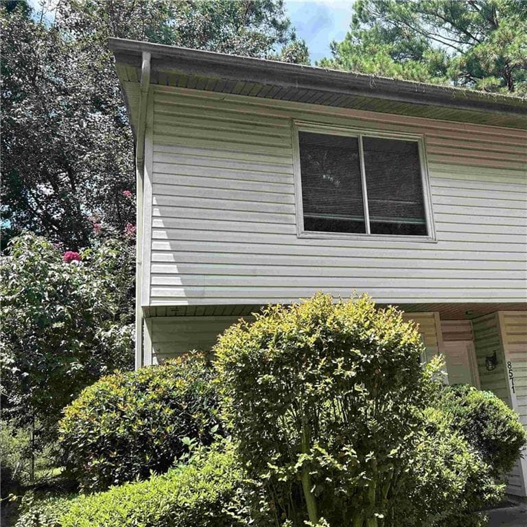 3 bedroom, 2 bathroom, 1,418 sq ft condominium under contract at 8571 Parkside Drive, Jonesboro, GA 30238 — photo 2