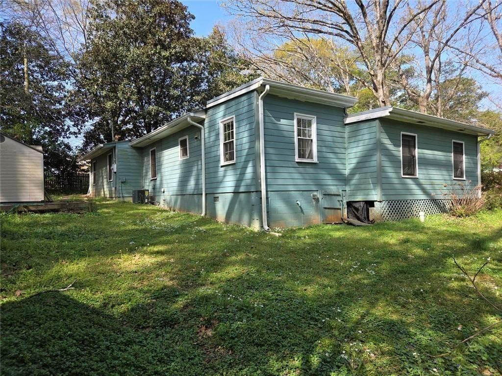 3 bedroom, 2 bathroom, 1,413 sq ft single family residence for sale at 3790 Mauck Street, Clarkston, GA 30021 — photo 3