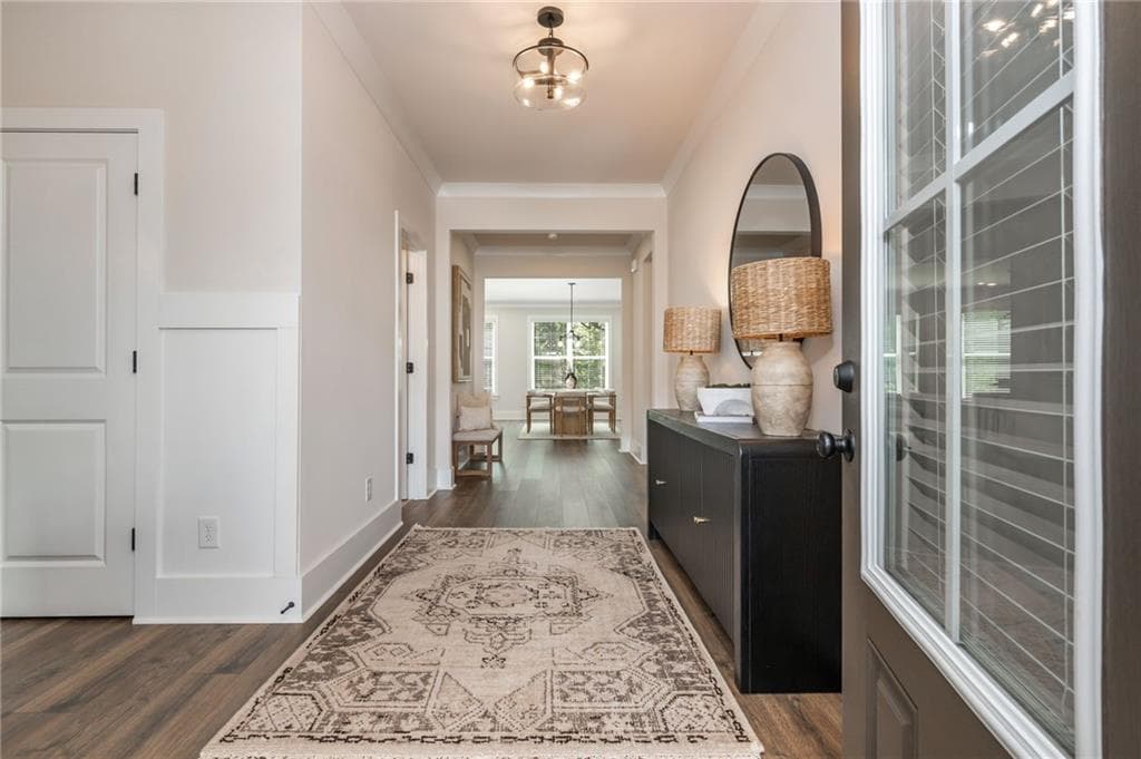 4 bedroom, 4 bathroom, 3,000 sq ft single family residence under contract at 5552 Keswick Drive, Flowery Branch, GA 30542 — photo 6