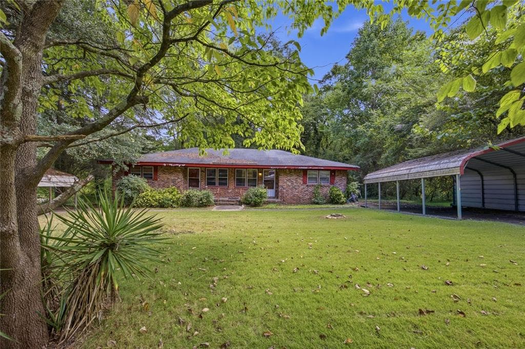 duplex under contract at 5571 Edith Street, Austell, GA 30106 — photo 4