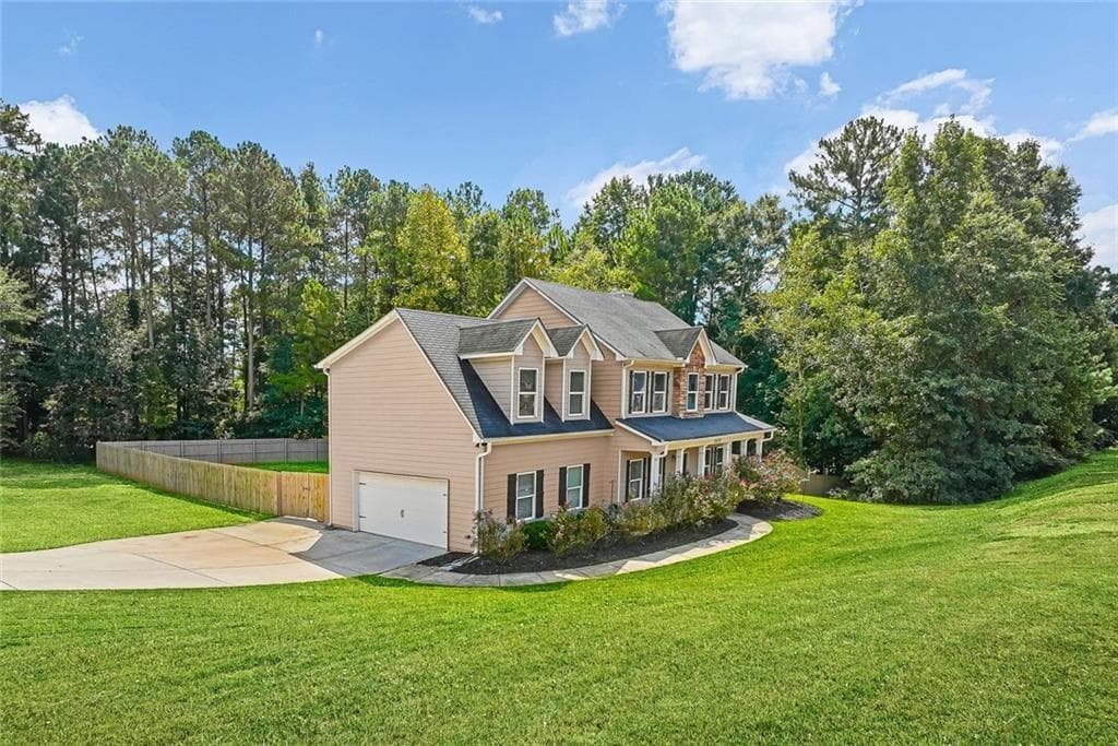 4 bedroom, 3 bathroom, 2,272 sq ft single family residence for sale at 2835 Shadowstone Way, Winder, GA 30680 — photo 2