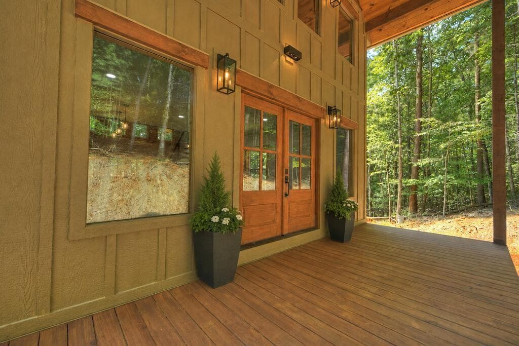 4 bedroom, 3 bathroom, 3,600 sq ft single family residence for sale at 200 W Goldmine Road, Ellijay, GA 30536 — photo 6