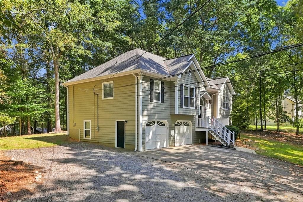 3 bedroom, 3 bathroom, 2,031 sq ft single family residence for sale at 368 N Victoria Road, Woodstock, GA 30189 — photo 6
