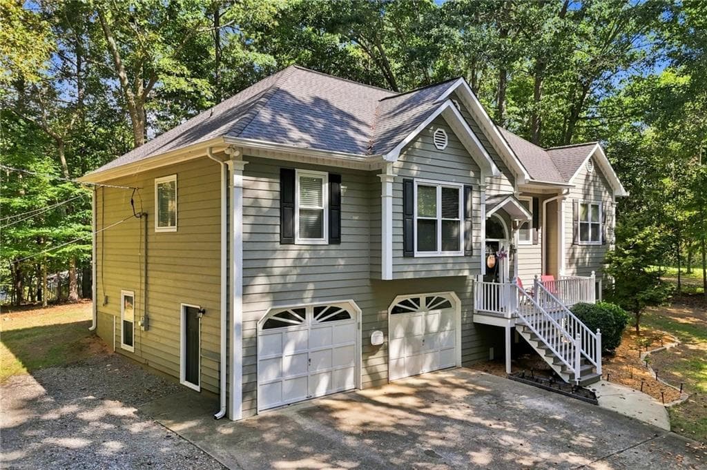 3 bedroom, 3 bathroom, 2,031 sq ft single family residence for sale at 368 N Victoria Road, Woodstock, GA 30189 — photo 7