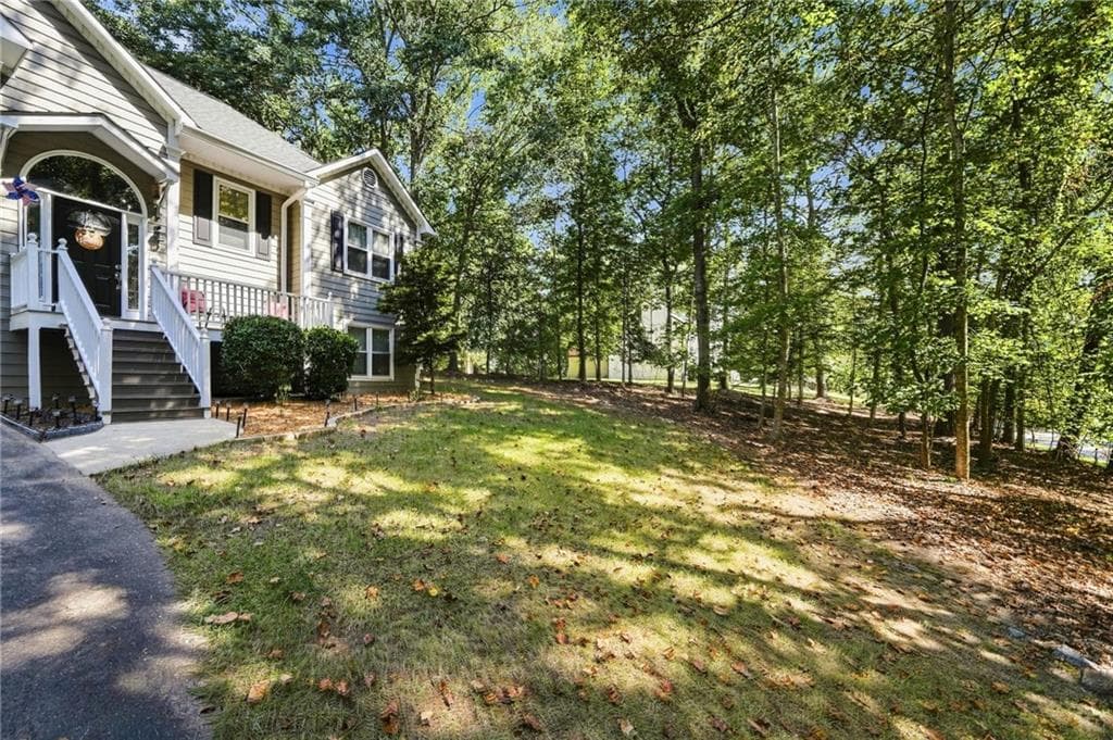 3 bedroom, 3 bathroom, 2,031 sq ft single family residence for sale at 368 N Victoria Road, Woodstock, GA 30189 — photo 8