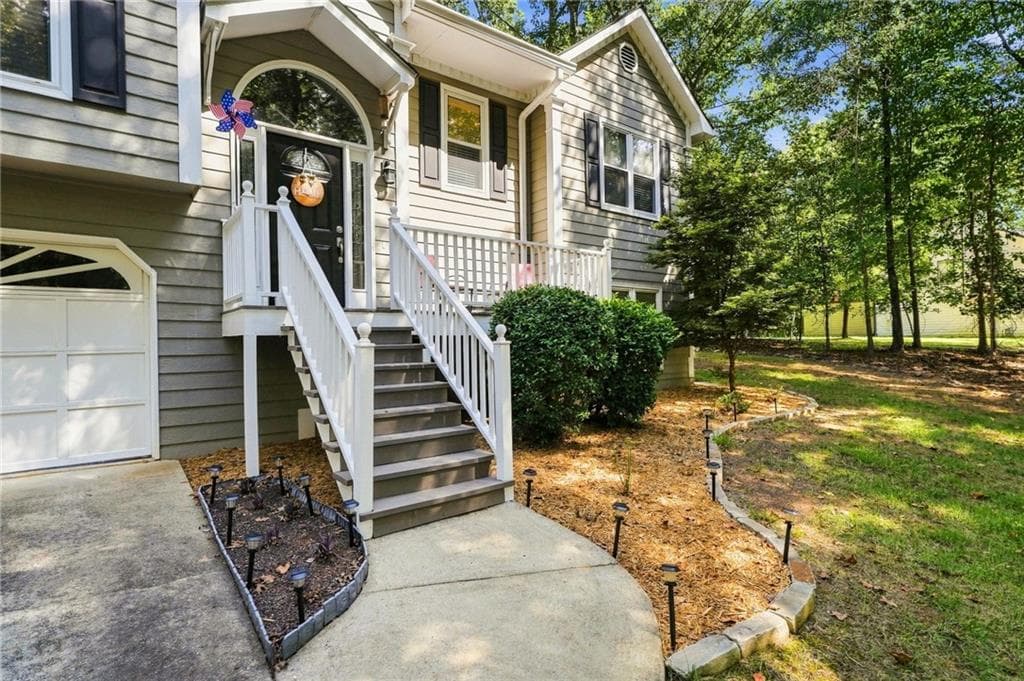 3 bedroom, 3 bathroom, 2,031 sq ft single family residence for sale at 368 N Victoria Road, Woodstock, GA 30189 — photo 9
