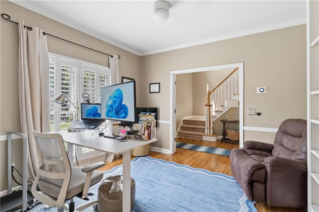 4 bedroom, 3 bathroom, 2,545 sq ft single family residence under contract at 3090 Salisbury Drive, Alpharetta, GA 30004 — photo 8