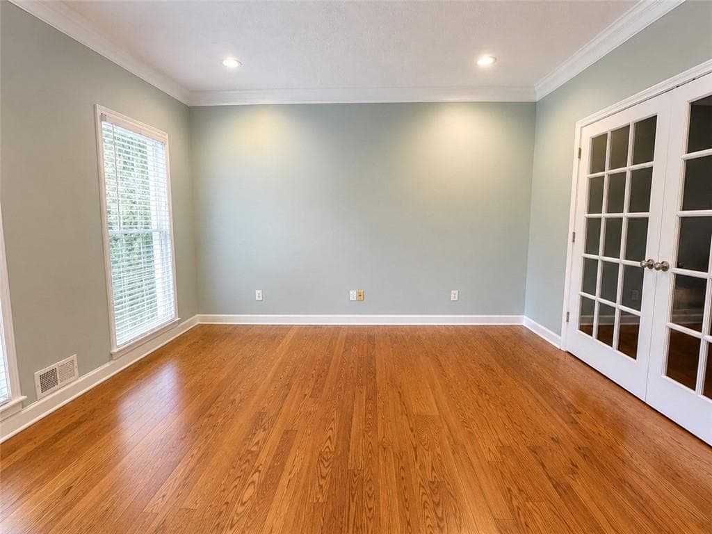 5 bedroom, 4 bathroom, 3,342 sq ft single family residence for sale at 210 Pinehill Lane, Woodstock, GA 30188 — photo 6