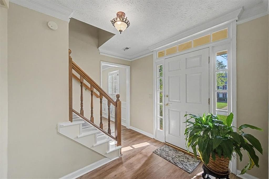 5 bedroom, 4 bathroom, 3,180 sq ft single family residence under contract at 1820 N Chestnut Grove Drive, Marietta, GA 30066 — photo 4